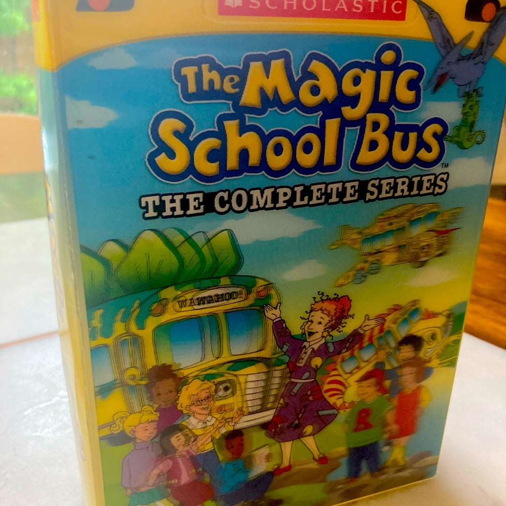 Box set of eight magic school bus DVDs complete series